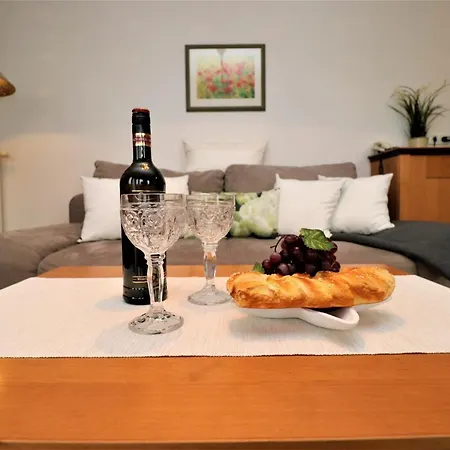 Oewern Diek App 54 *